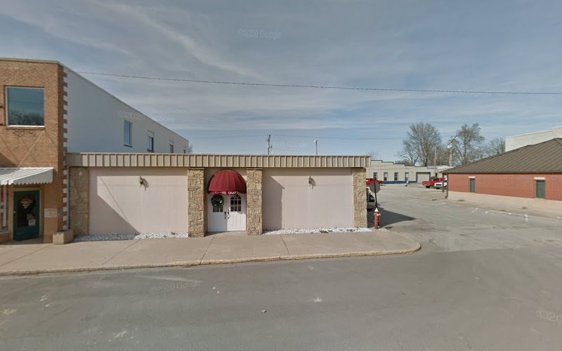 Funeral Services at Chapel Oaks Funeral Home in Highland, Kansas | FuneralHome.site Chapel Oaks Funeral Home Highland Kansas