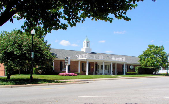 Funeral Services at McGilley & Hoge Johnson County Memorial Chapel in Overland Park, Kansas | FuneralHome.site McGilley & Hoge Johnson County Memorial Chapel Overland Park Kansas