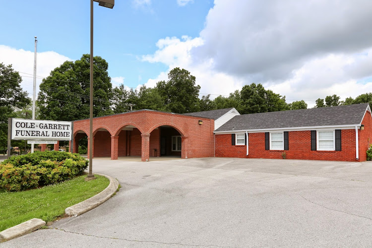 Cole & Garrett Funeral Home and Cremation Services White House Tennessee
