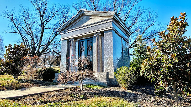 Funeral Services at Woodlawn-Roesch-Patton Funeral Home & Woodlawn Memorial Park in Nashville, Tennessee | FuneralHome.site Woodlawn-Roesch-Patton Funeral Home & Woodlawn Memorial Park Nashville Tennessee