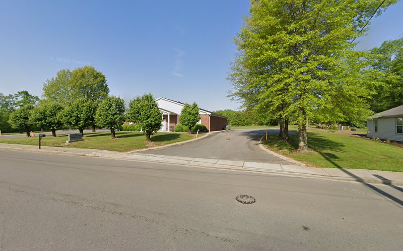 Funeral Services at Strawther & White in Gallatin, Tennessee | FuneralHome.site Strawther & White Gallatin Tennessee