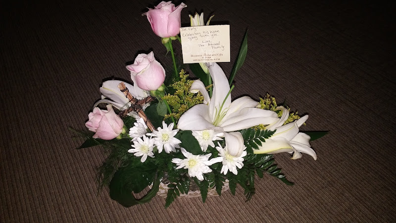 Funeral Services at Robertson County Funeral Home in Springfield, Tennessee | FuneralHome.site Robertson County Funeral Home Springfield Tennessee