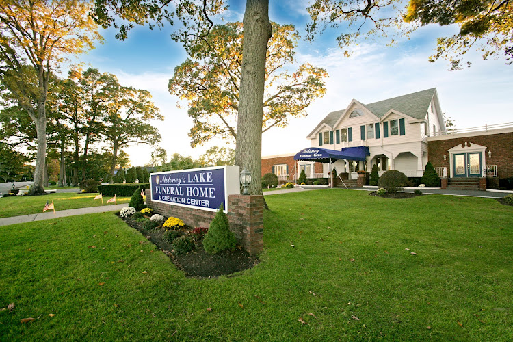 Funeral Services at Moloney’s Lake Funeral Home & Cremation Center in Lake Ronkonkoma, New York | FuneralHome.site Moloney’s Lake Funeral Home & Cremation Center Lake Ronkonkoma New York