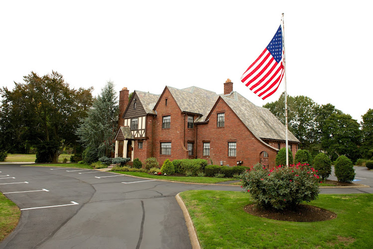 Funeral Services at MacKinnon Funeral Home in Whitman, Massachusetts | FuneralHome.site MacKinnon Funeral Home Whitman Massachusetts