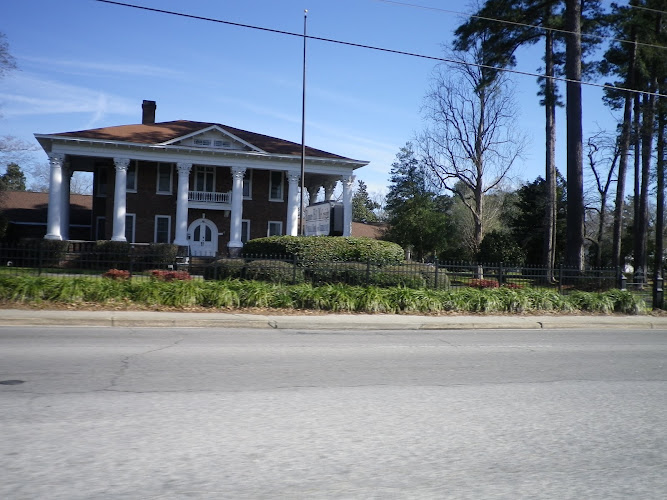 Elmore Hill McCreight Funeral Home and Crematory Sumter South Carolina