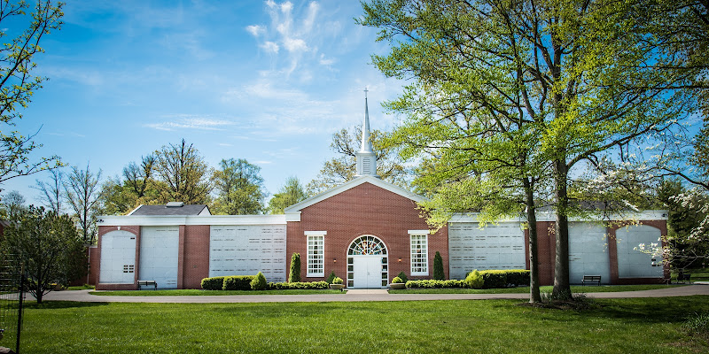 Funeral Services at Arlington Memorial Gardens in Cincinnati, Ohio | FuneralHome.site Arlington Memorial Gardens Cincinnati Ohio