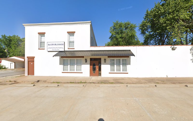 Mc Coy-Blossom Funeral Homes Hawk Point Missouri