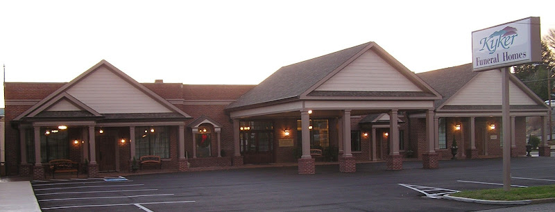 Kyker Funeral Home Sweetwater Tennessee