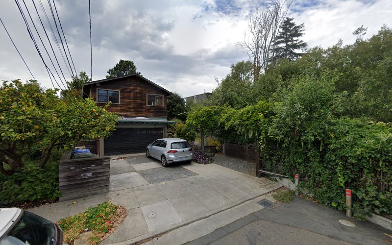 Funeral Services at Eternal Memory Video Services in Berkeley, California | FuneralHome.site Eternal Memory Video Services Berkeley California