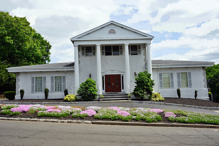 Funeral Services at Commerce Hill Radozycki Dougiello Funeral Home in Bridgeport, Connecticut | FuneralHome.site Commerce Hill Radozycki Dougiello Funeral Home Bridgeport Connecticut