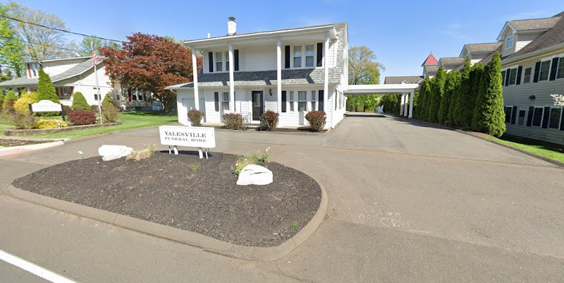 Funeral Services at Yalesville Funeral Home in Yalesville, Connecticut | FuneralHome.site Yalesville Funeral Home Yalesville Connecticut