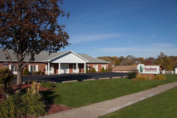 Funeral Services at Teahen Funeral Home in Cedar Rapids, Iowa | FuneralHome.site Teahen Funeral Home Cedar Rapids Iowa
