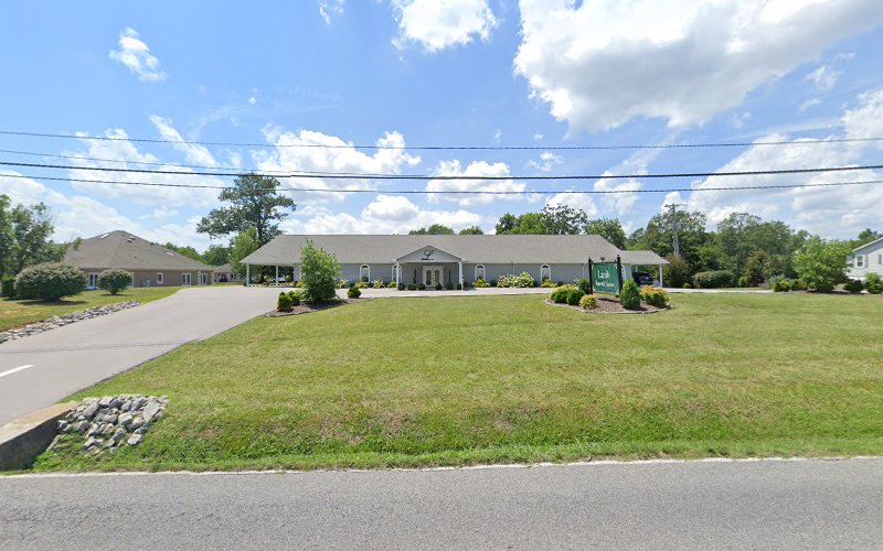 Funeral Services at Lamb Funeral Home in Hopkinsville, Kentucky | FuneralHome.site Lamb Funeral Home Hopkinsville Kentucky