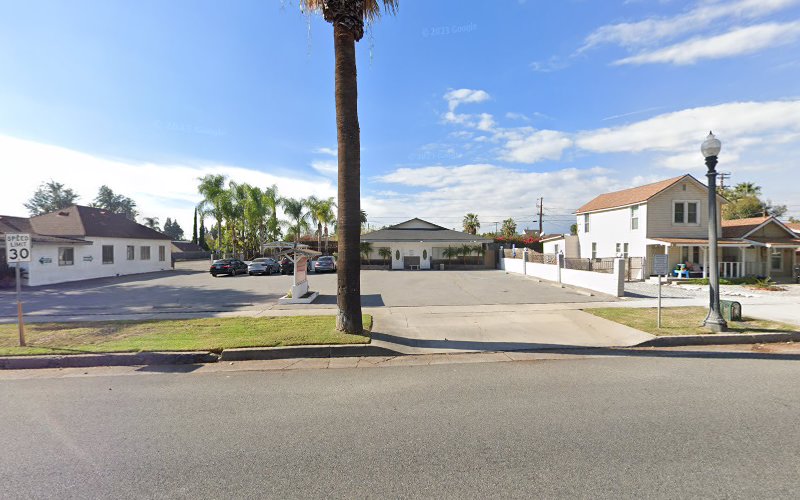 Funeral Services at High Desert Funeral Chapel & Cremation in Rialto, California | FuneralHome.site High Desert Funeral Chapel & Cremation Rialto California