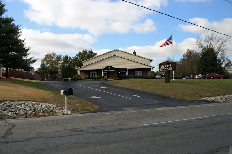 Funeral Services at Bradley’s Colonial Chapel in Boonville, Indiana | FuneralHome.site Bradley’s Colonial Chapel Boonville Indiana
