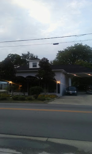 Funeral Services at Gadsden Memorial Funeral Home in Gadsden, Alabama | FuneralHome.site Gadsden Memorial Funeral Home Gadsden Alabama