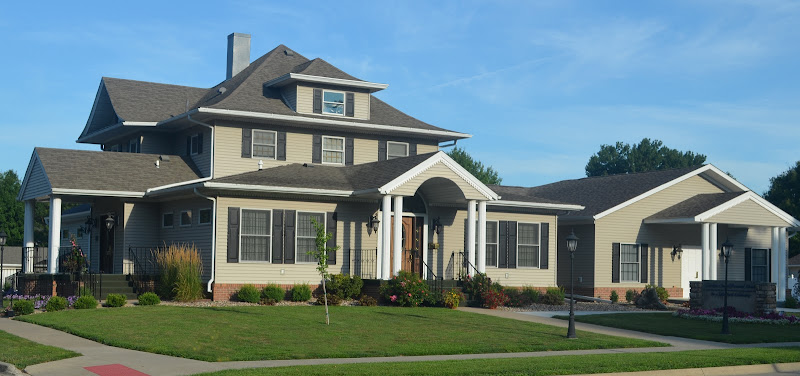 Funeral Services at Garden Chapel Funeral Homes in Pella, Iowa | FuneralHome.site Garden Chapel Funeral Homes Pella Iowa