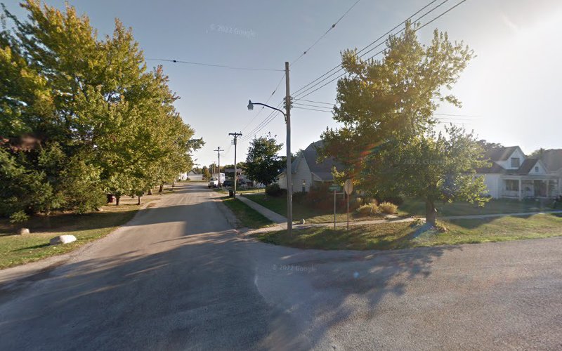 Funeral Services at Lockart-Green Funeral Home in Findlay, Illinois | FuneralHome.site Lockart-Green Funeral Home Findlay Illinois
