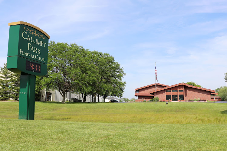 Funeral Services at Calumet Park Funeral Chapel in Merrillville, Indiana | FuneralHome.site Calumet Park Funeral Chapel Merrillville Indiana