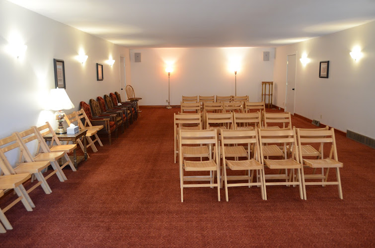 Funeral Services at Law-Jones Funeral Home in Elizabeth, Illinois | FuneralHome.site Law-Jones Funeral Home Elizabeth Illinois