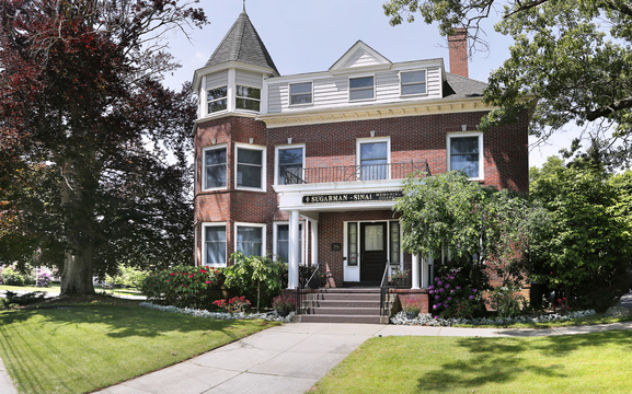 Funeral Services at Sugarman Sinai Memorial Chapel in Providence, Rhode Island | FuneralHome.site Sugarman Sinai Memorial Chapel Providence Rhode Island