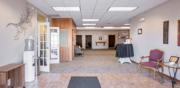 Funeral Services at Hillside Funeral Home West in Wichita, Kansas | FuneralHome.site Hillside Funeral Home West Wichita Kansas
