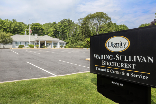 Funeral Services at Waring Sullivan Birchcrest Funeral and Cremation Service in Swansea, Massachusetts | FuneralHome.site Waring Sullivan Birchcrest Funeral and Cremation Service Swansea Massachusetts